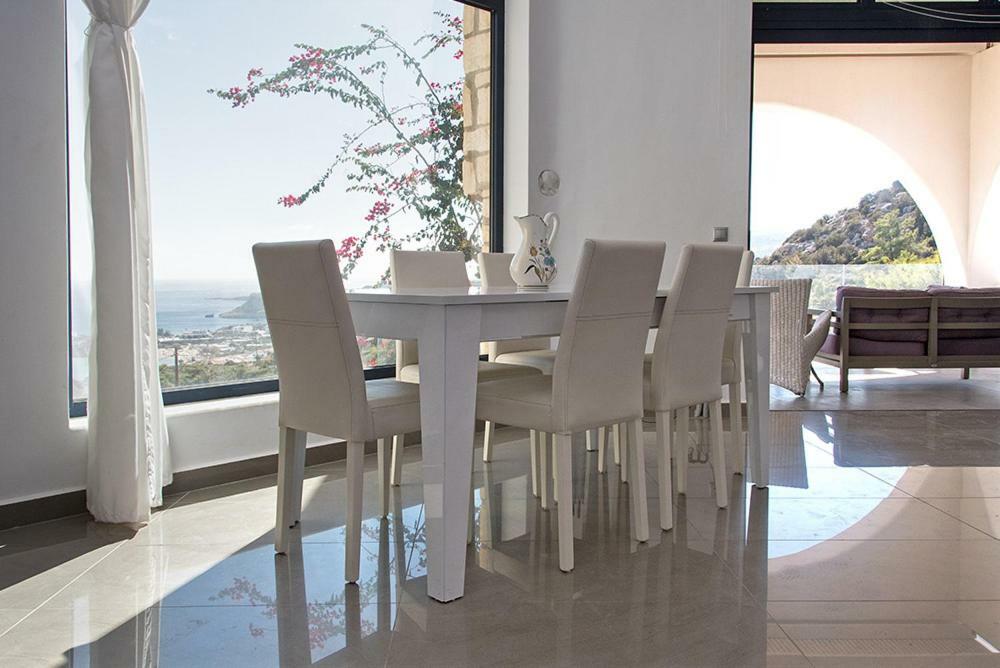Evilia Luxury Villa Amoopi Luaran gambar